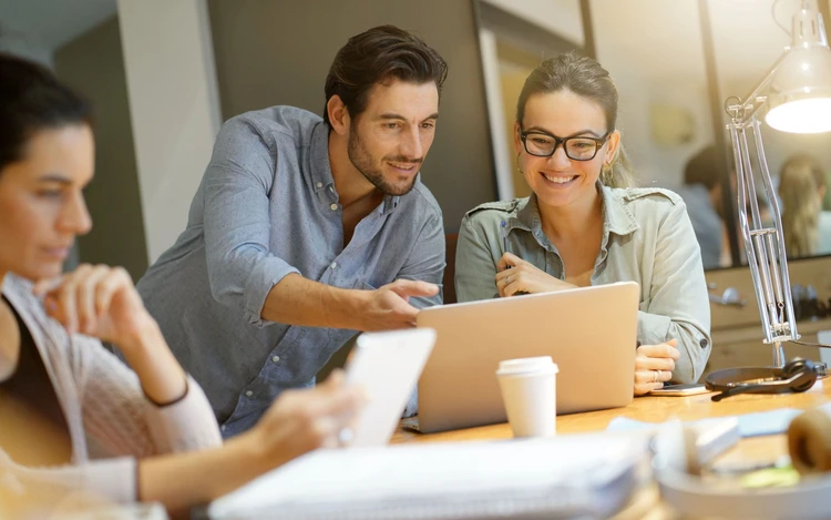 Fotografia Formazione aziendale in partenza: AI e Digital Marketing per il team di RemaTarlazzi-Comet