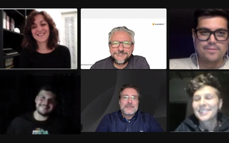 Fotografia Si conclude il Master in AI for Business: dieci professionisti pronti a guidare l’innovazione aziendale