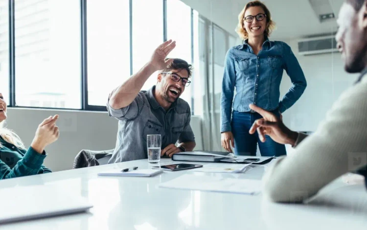 Il Jobs Report 2025 mostra come il futuro del lavoro dipenda sempre più da competenze umane e formazione continua.