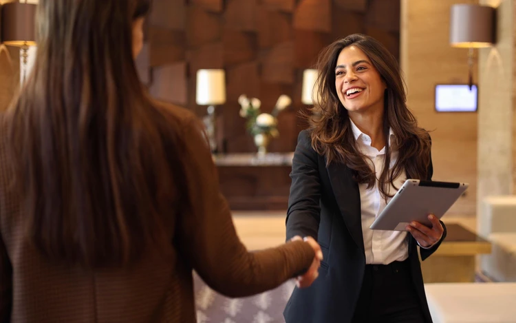 Master in Hotel Management di w.academy